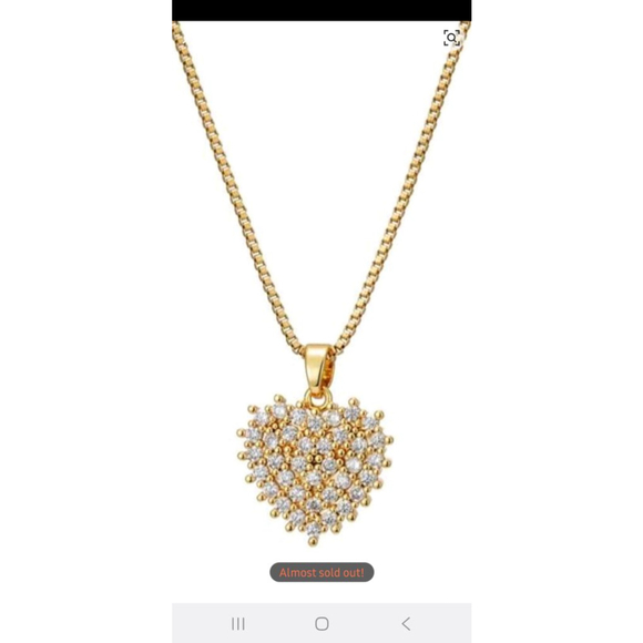 Women's Gold Heart Pendant Necklace - Picture 2 of 5